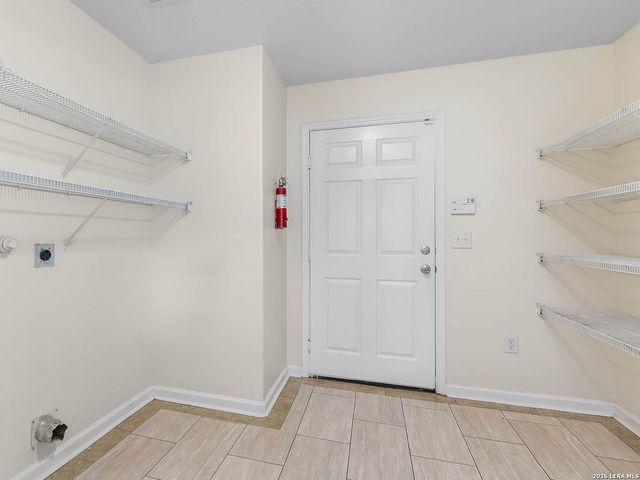 8602 Widgeon, San Antonio, TX 78245