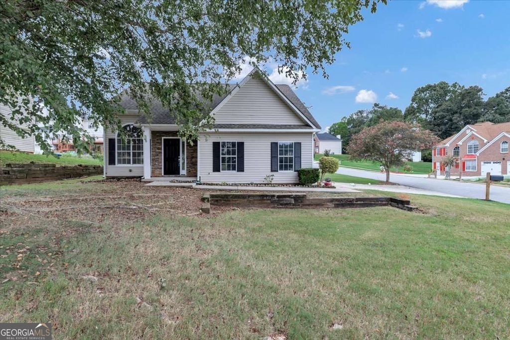 110 Carriage Lake Drive, Stockbridge, GA 30281 — exterior