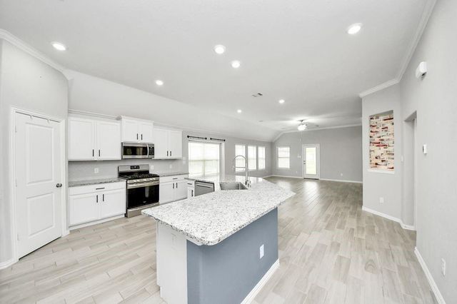 9003 Stanley Oak Drive, Missouri City, TX 77459