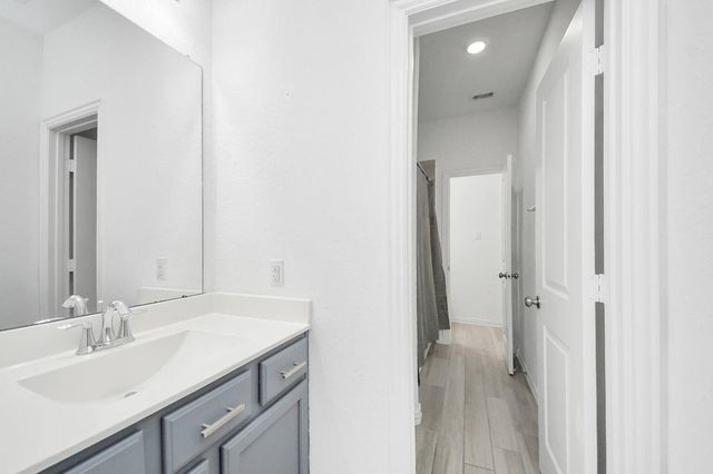 9003 Stanley Oak Drive, Missouri City, TX 77459