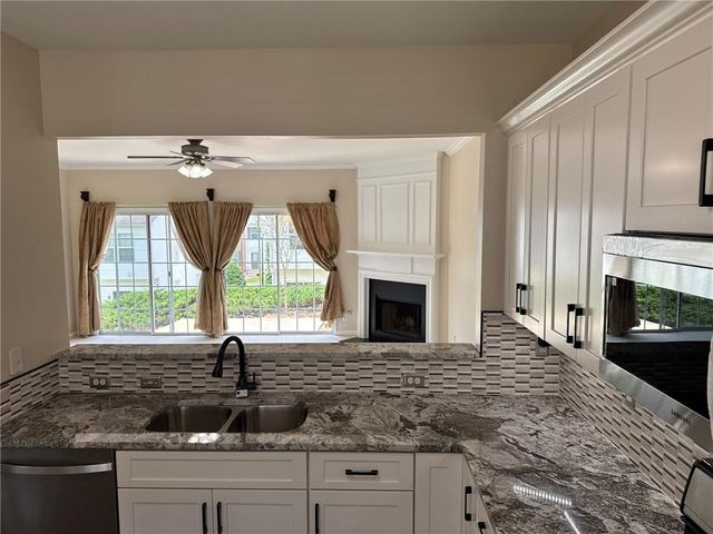 923 Prestwyck Court, Alpharetta, GA 30004