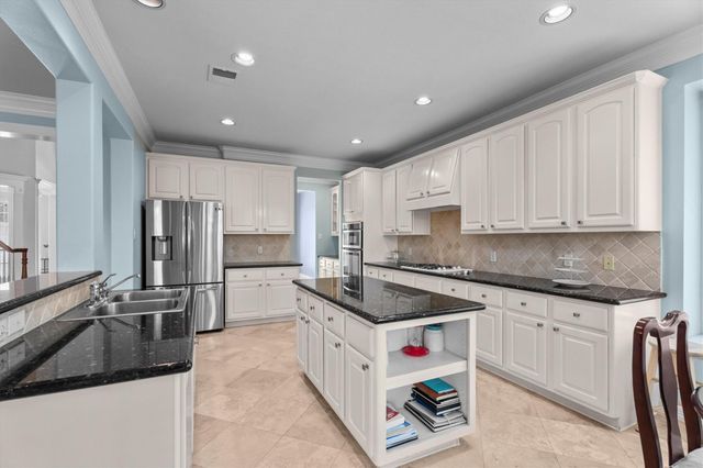 9610 Champions Cove Drive, Spring, TX 77379