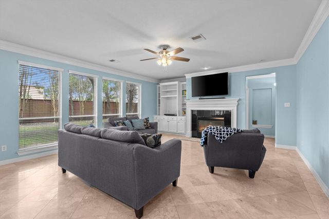 9610 Champions Cove Drive, Spring, TX 77379