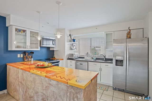 130 Myrtle Avenue A, Stamford, CT 06902