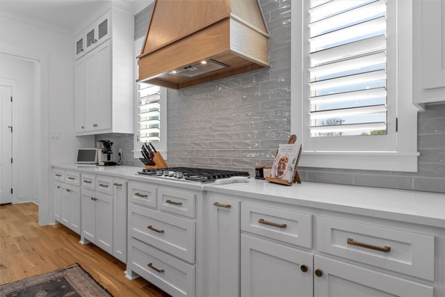 216 Wycliff Drive, China Spring, TX 76633