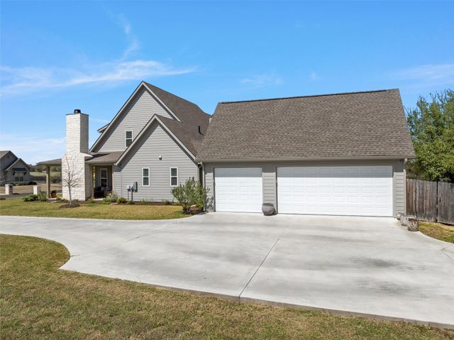 216 Wycliff Drive, China Spring, TX 76633