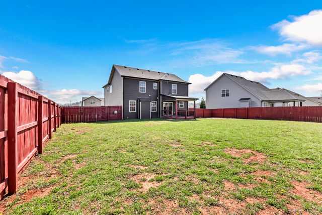 898 Wild Elm Ct, Clarksville, TN 37042