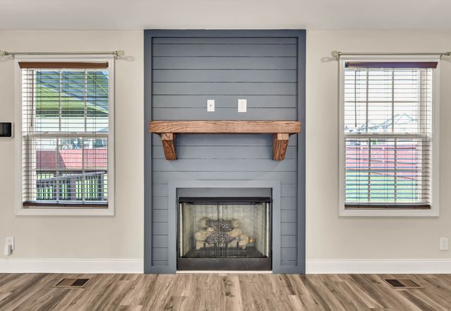 898 Wild Elm Ct, Clarksville, TN 37042