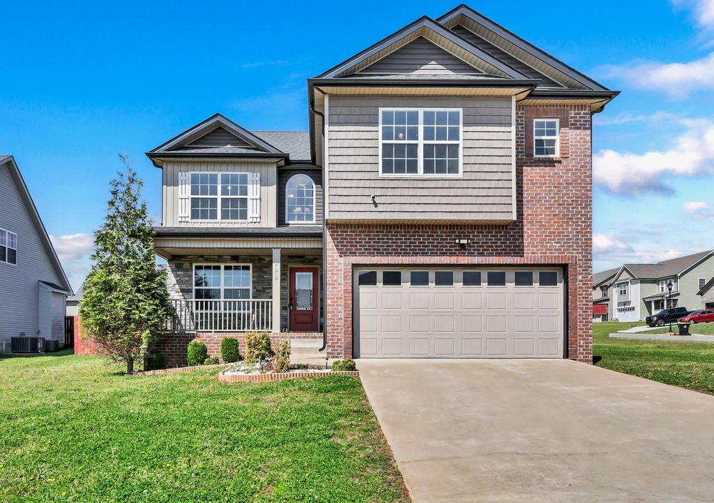 898 Wild Elm Ct, Clarksville, TN 37042