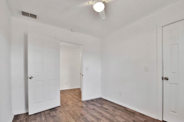 1728 N 5th Street, Tahoka, TX 79373