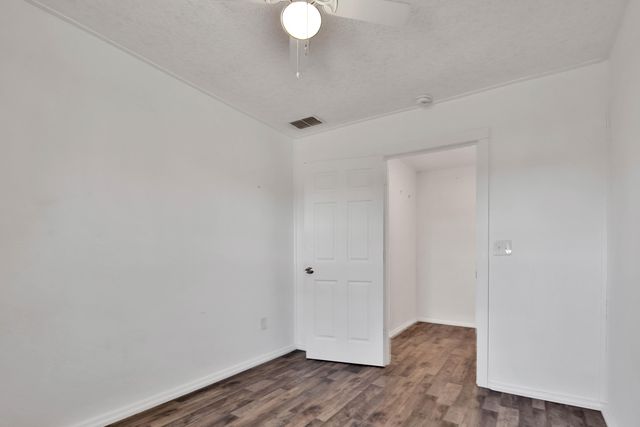 1728 N 5th Street, Tahoka, TX 79373