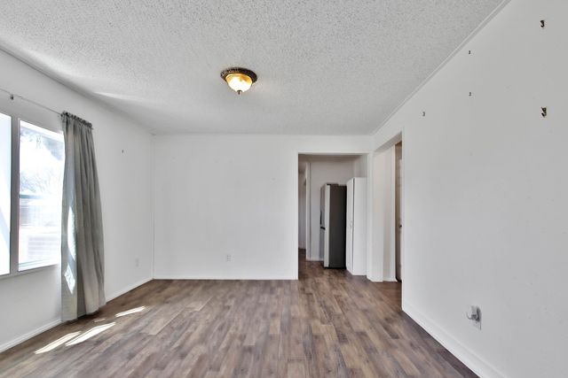1728 N 5th Street, Tahoka, TX 79373
