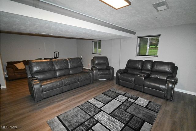 5950 Mount Everett Road, Hubbard, OH 44425