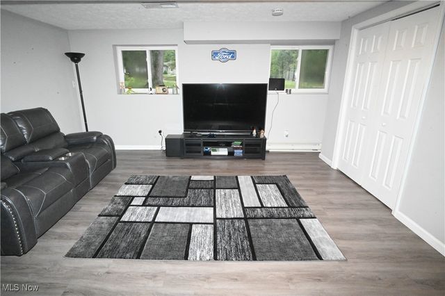 5950 Mount Everett Road, Hubbard, OH 44425