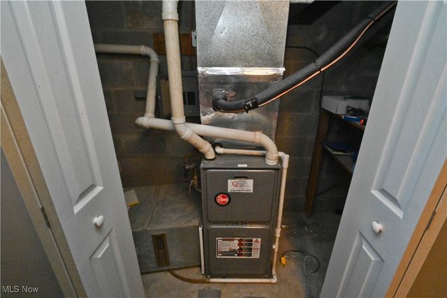 5950 Mount Everett Road, Hubbard, OH 44425