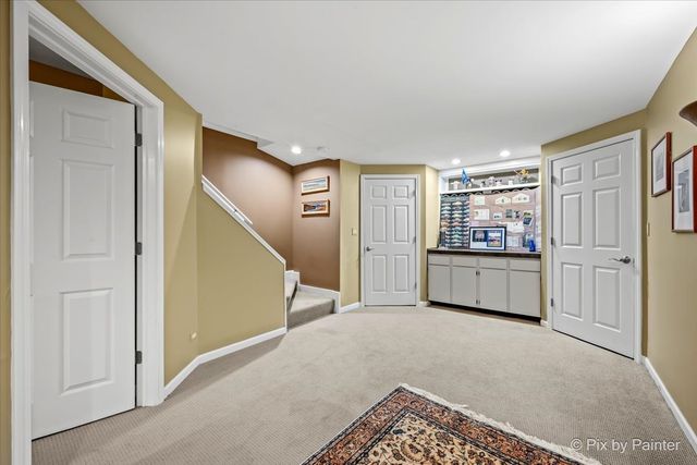 178 Old Wick Lane, Inverness, IL 60067