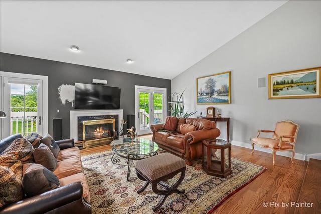 178 Old Wick Lane, Inverness, IL 60067