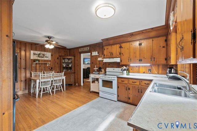 2210 Cartersville Rd, Cartersville, VA 23027