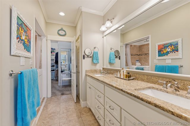 8434 S Phoenix Place, Tulsa, OK 74132