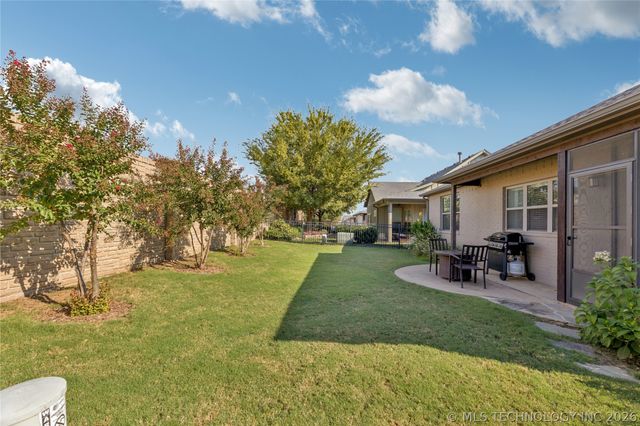 8434 S Phoenix Place, Tulsa, OK 74132