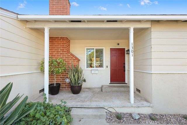1301 S Lincoln Avenue, Monterey Park, CA 91755