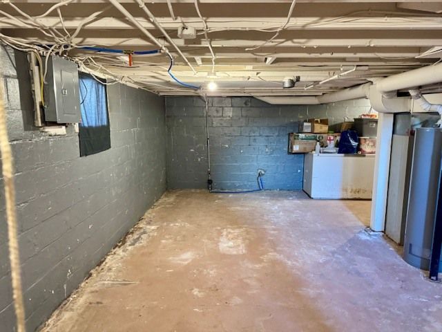 1212 2nd Avenue S, Clinton, IA 52732