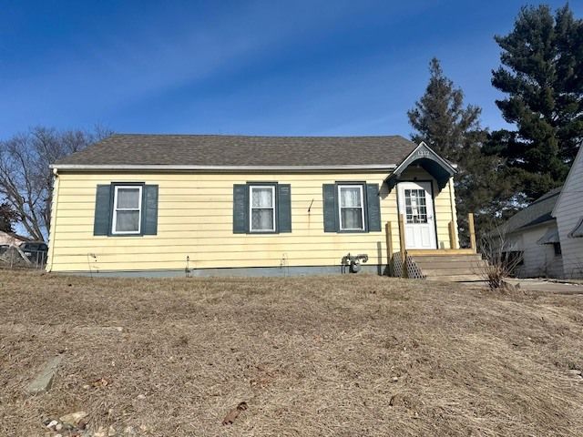 1212 2nd Avenue S, Clinton, IA 52732