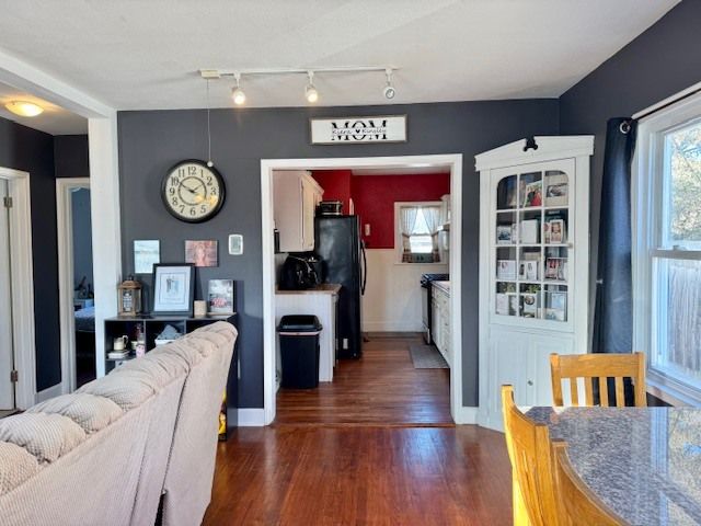 1212 2nd Avenue S, Clinton, IA 52732