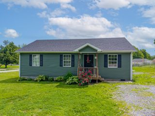 550 S Lucas Street, Junction City, KY 40440