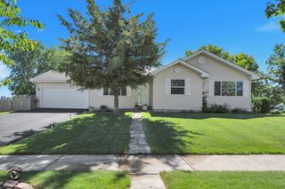 930 Meadowbrook Road, Elwood, IL 60421