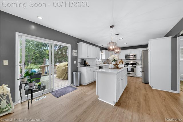 3580 Overton Street, Waterford Charter Township, MI 48328