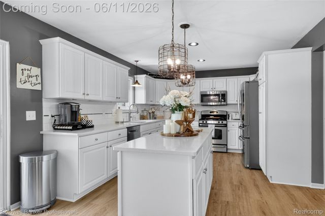 3580 Overton Street, Waterford Charter Township, MI 48328