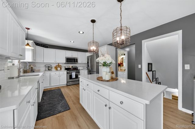3580 Overton Street, Waterford Charter Township, MI 48328