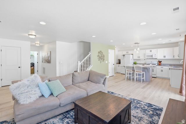 3881 S 2990 W, West Haven, UT 84401