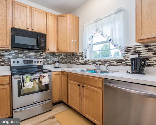 279 COLDWATER DR, Clayton, DE 19938