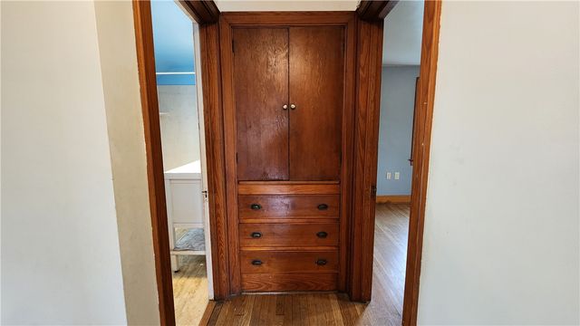 2201 Delaware Ave, New Castle, PA 16105