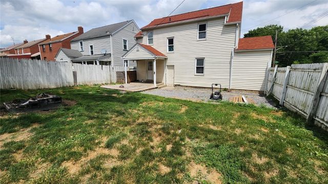 2201 Delaware Ave, New Castle, PA 16105