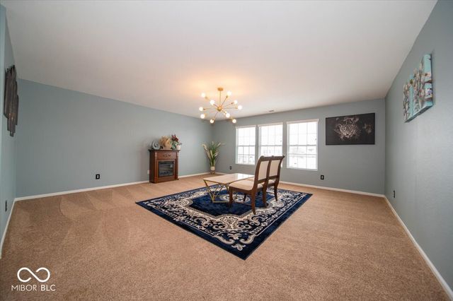 2940 Treehouse Pass, Greenwood, IN 46143