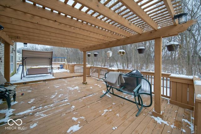 2940 Treehouse Pass, Greenwood, IN 46143