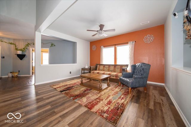 2940 Treehouse Pass, Greenwood, IN 46143