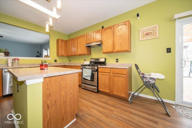 2940 Treehouse Pass, Greenwood, IN 46143