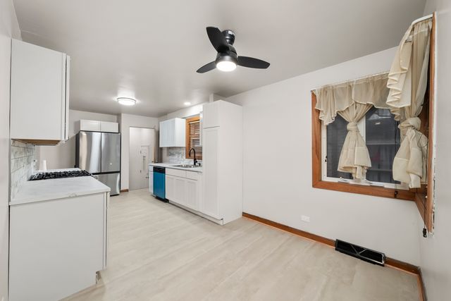 12809 S May Street, Calumet Park, IL 60827