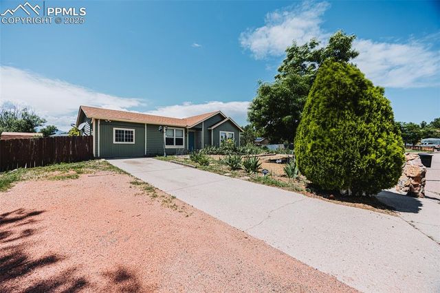 920 Nolte Drive, Colorado Springs, CO 80916