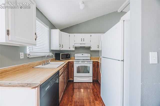 920 Nolte Drive, Colorado Springs, CO 80916