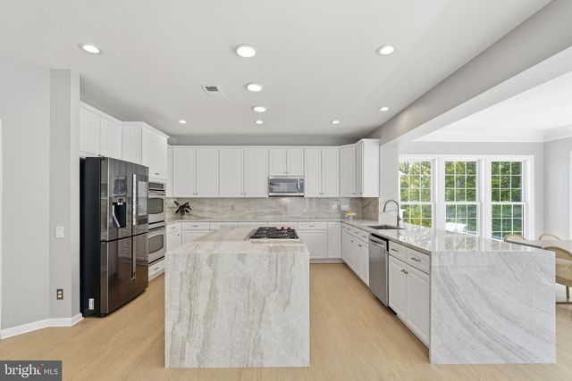 4929 SAMMY JOE DR, Fairfax, VA 22030