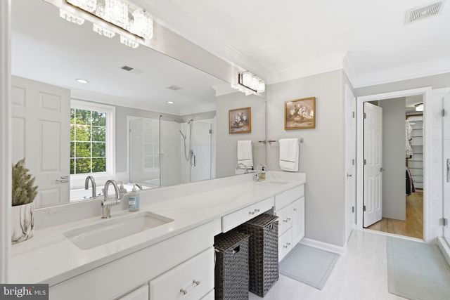 4929 SAMMY JOE DR, Fairfax, VA 22030