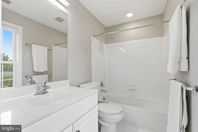 4929 SAMMY JOE DR, Fairfax, VA 22030