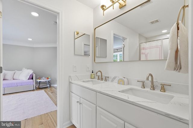 4929 SAMMY JOE DR, Fairfax, VA 22030