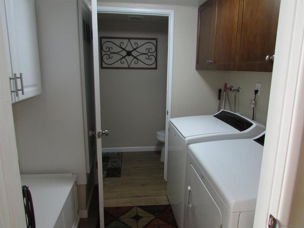 Image 25 of property listing at 7839 Rancho Fanita Dr Unit E Unit E, Santee, CA 92071