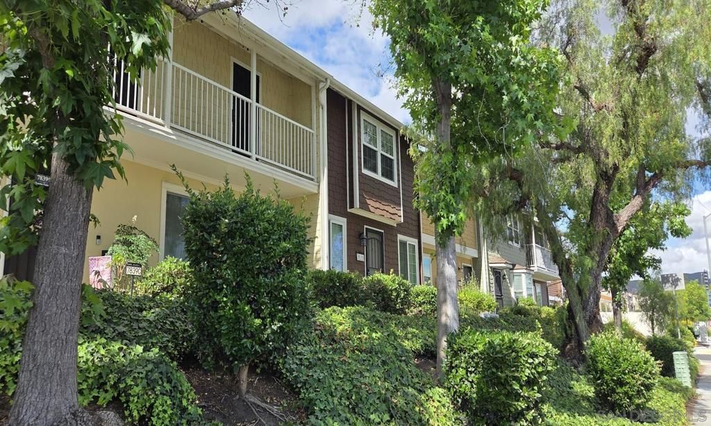 Image 37 of property listing at 7839 Rancho Fanita Dr Unit E Unit E, Santee, CA 92071